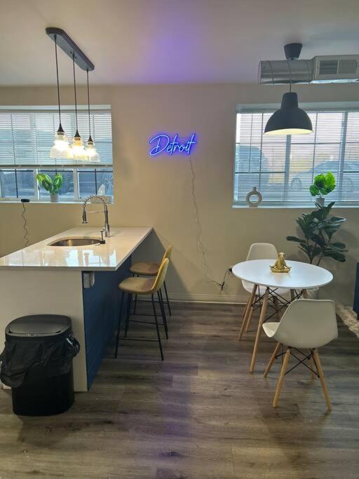 Modern Loft!/Free Parking/Long Stay Friendly! Detroit Eksteriør bilde